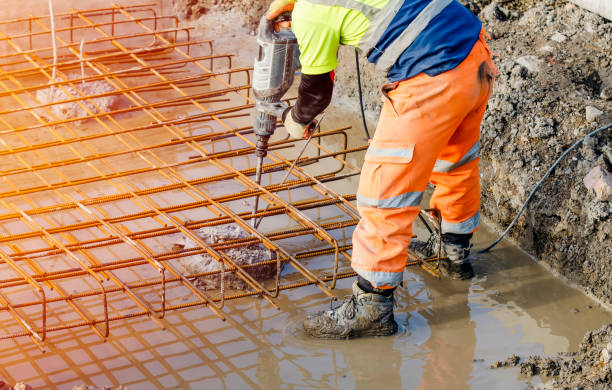 Best Commercial Concrete Services in Columbus Junction, IA